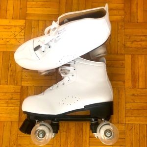 Rollers skates not used